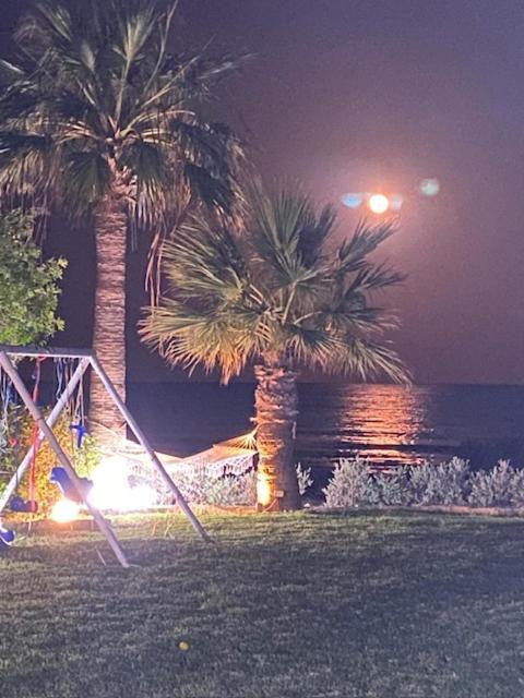 Ionion Beachfront Villa Ayia Napa Ngoại thất bức ảnh