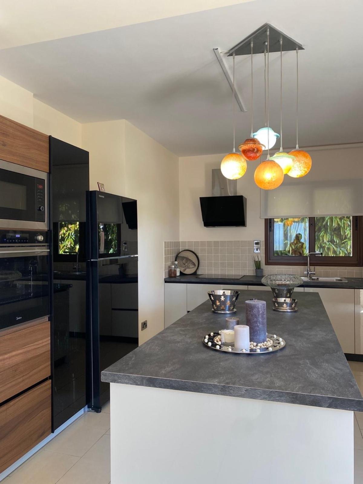 Ionion Beachfront Villa Ayia Napa Ngoại thất bức ảnh