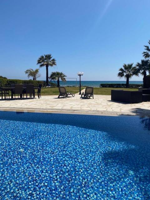 Ionion Beachfront Villa Ayia Napa Ngoại thất bức ảnh